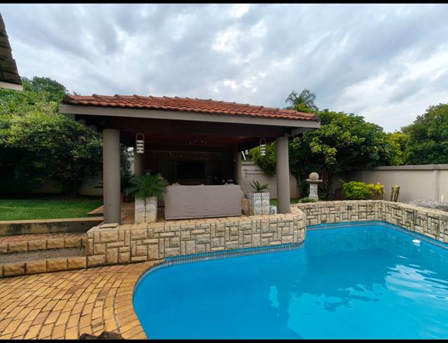 3 BEDROOM HOUSE FOR SALE IN SAFARI GARDENS
